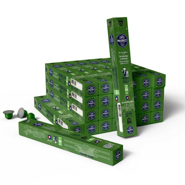 Boîte de capsules de café Latu Gudina Ethiopie, agriculture biologique, 100 % arabica de la marque Cafés Maurice torréfacteur Toulon Sanary 83, couleur verte, compatibles avec les machines Nespresso®. Trois capsules sont disposées à côté de la boîte, dont deux avec leur opercule visible.