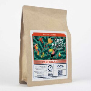 Paquet de café Papouasie Nouvelle-Guinée édition limitée Noël 250g de Cafés Maurice, 100% Arabica intensité 7, packaging kraft avec étiquette illustrée d'oiseaux tropicaux